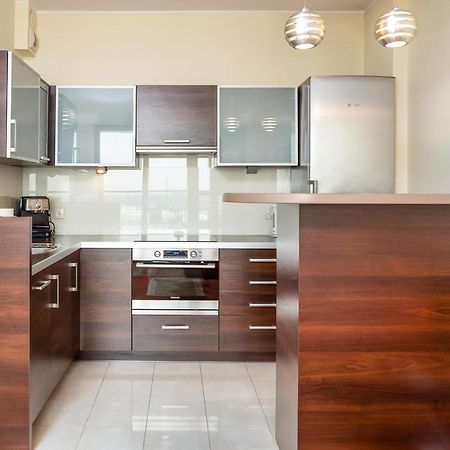 Sea Towers "Sweet Dream" Apartment Гдиня Екстериор снимка