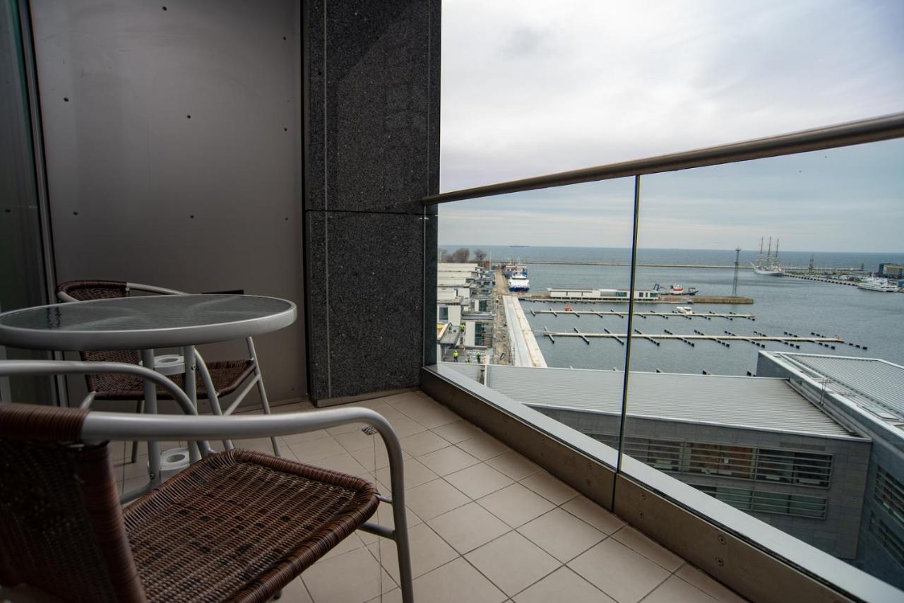 Sea Towers "Sweet Dream" Apartment Гдиня Екстериор снимка